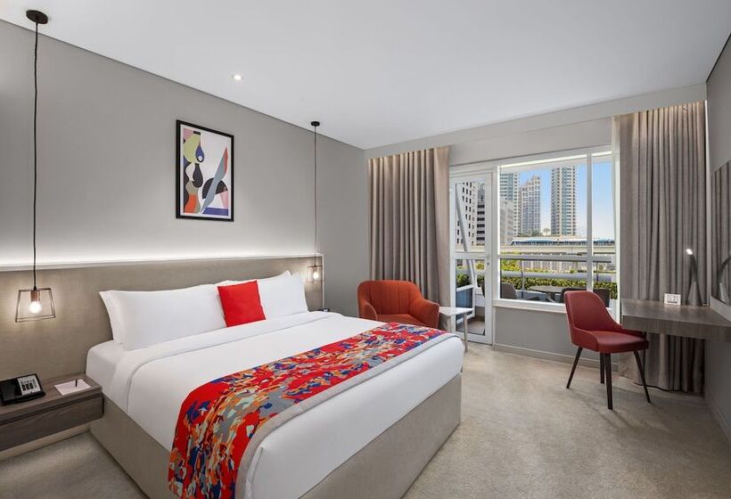 Президентский Люкс, Leva Hotel And Suites, Opposite Downtown