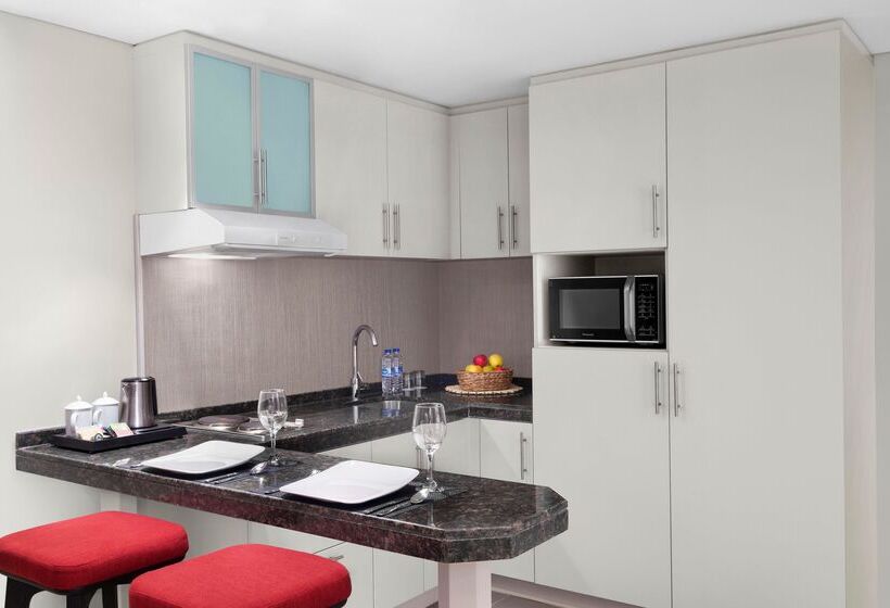 سوییت, Leva Hotel And Suites, Opposite Downtown