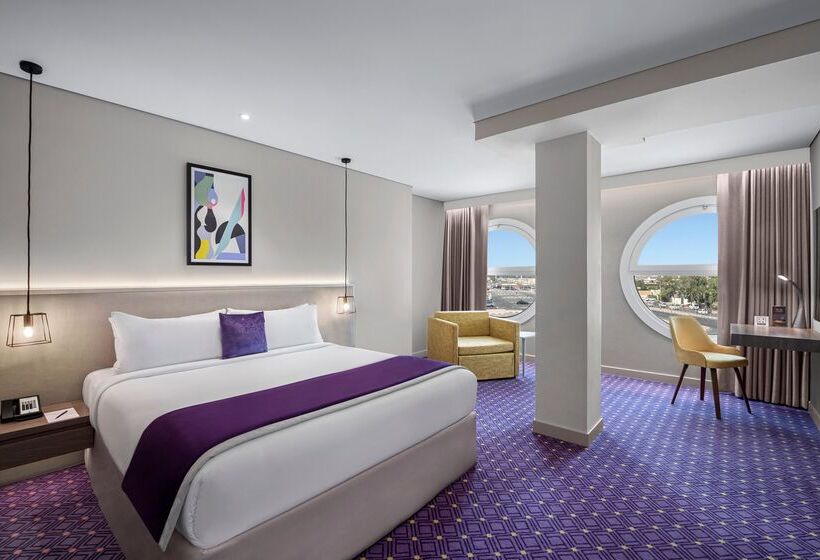 Family Suite, Leva Hotel And Suites, Opposite Downtown