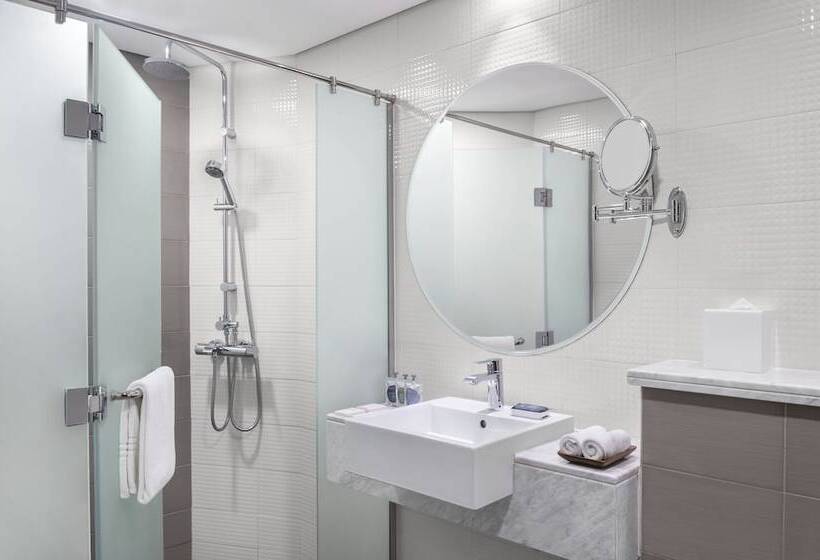 سوییت خانوادگی, Leva Hotel And Suites, Opposite Downtown