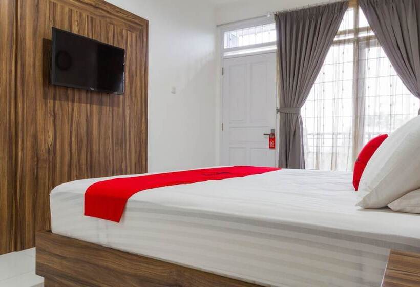 Номер Стандарт, Reddoorz Plus Near Sukajadi 2