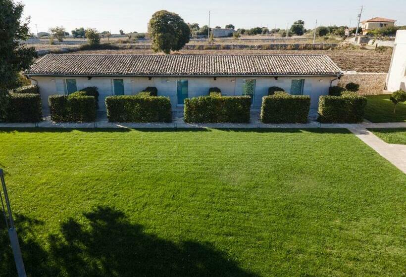 إستوديو قياسى, Stacci Rural Resort