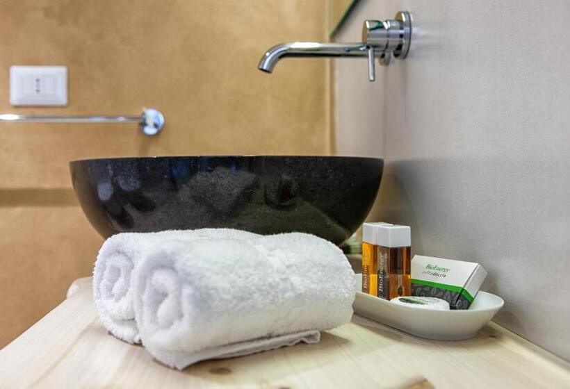 إستوديو قياسى, Stacci Rural Resort