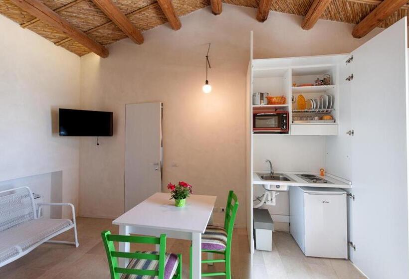 إستوديو قياسى, Stacci Rural Resort