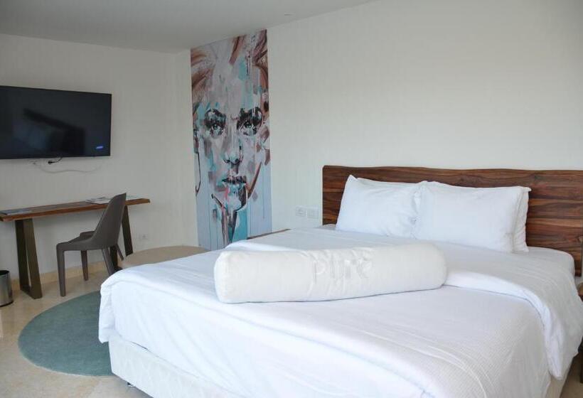 Suite with Pool, Steigenberger Pure Lifestyle