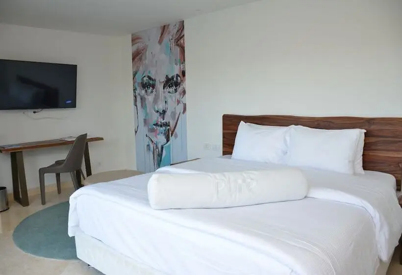 Suite with Pool, Steigenberger Pure Lifestyle