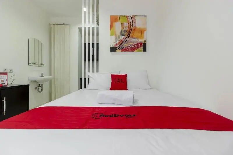 Standardzimmer, Reddoorz Plus @ Pasar Baru