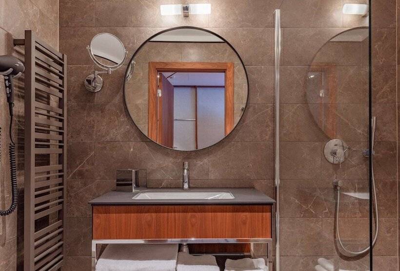 Номер Superior Вид на Реку, Radisson Hotel & Suites, Gdansk, Wyspa Spichrzów
