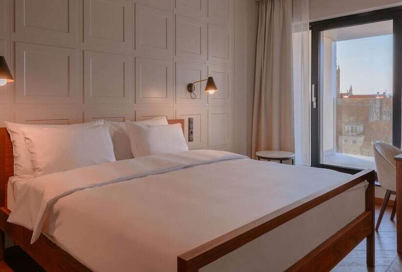 リバービュースイート, Radisson Hotel & Suites, Gdansk, Wyspa Spichrzów