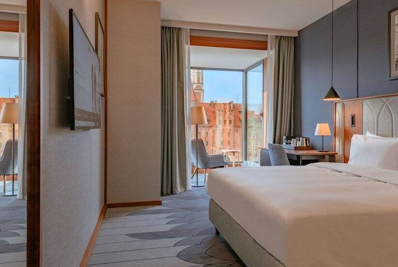 リバービュースーペリアールーム, Radisson Hotel & Suites, Gdansk, Wyspa Spichrzów