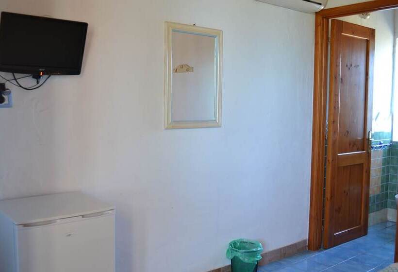 اتاق استاندارد سه نفره, Agriturismo Irghitula