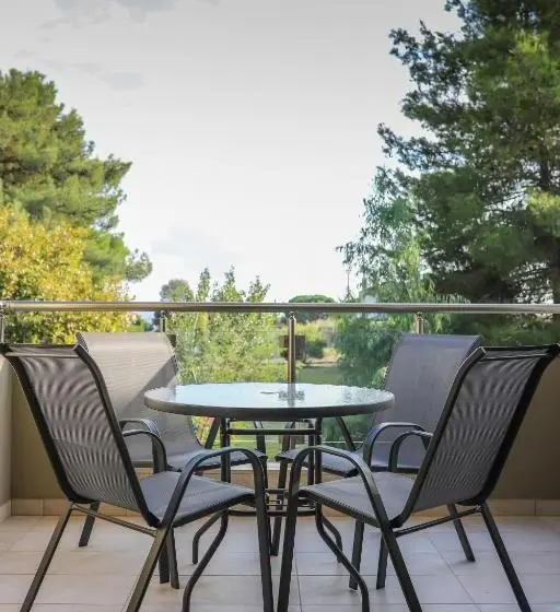 Chambre Duplex, Gmare