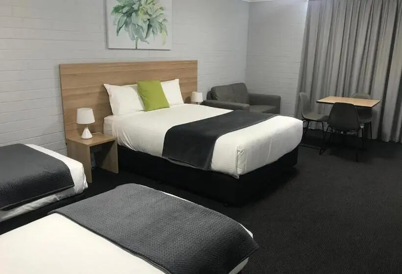 Perhesviitti, Frewville Motor Inn