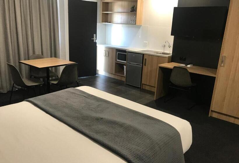 סוויטה משפחתית, Frewville Motor Inn