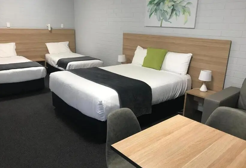 Perhesviitti, Frewville Motor Inn