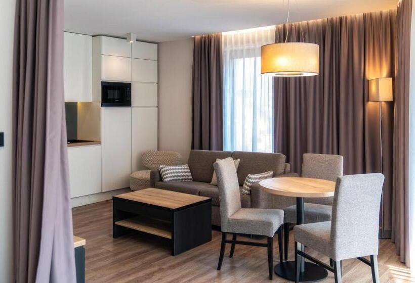 １ベッドルームアパートメント, Meta Apartments