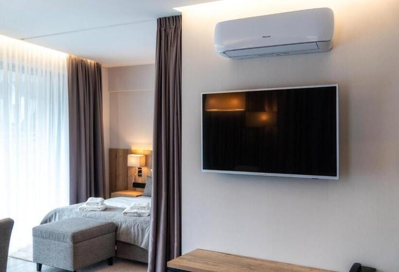 １ベッドルームアパートメント, Meta Apartments