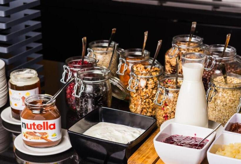 １ベッドルームのデラックスアパートメント, Meta Apartments