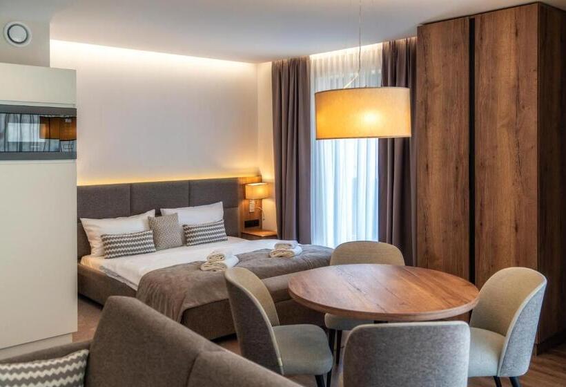 ２ベッドルームアパートメント, Meta Apartments