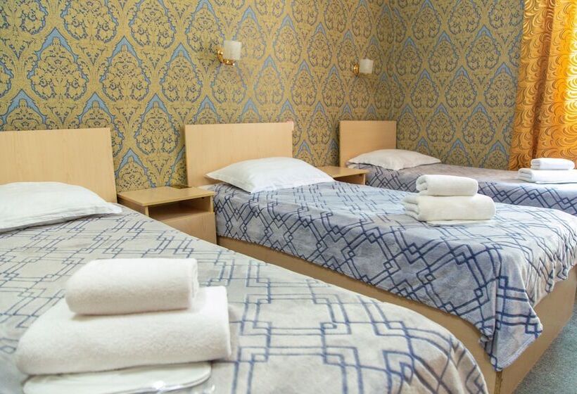 スタンダードトリプルルーム, Orzu