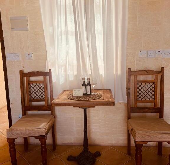 اتاق لوکس با چشم‌انداز دریا, Narcisa Farmhouse B&b