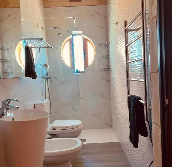 اتاق استاندارد با تخت بزرگ, Narcisa Farmhouse B&b