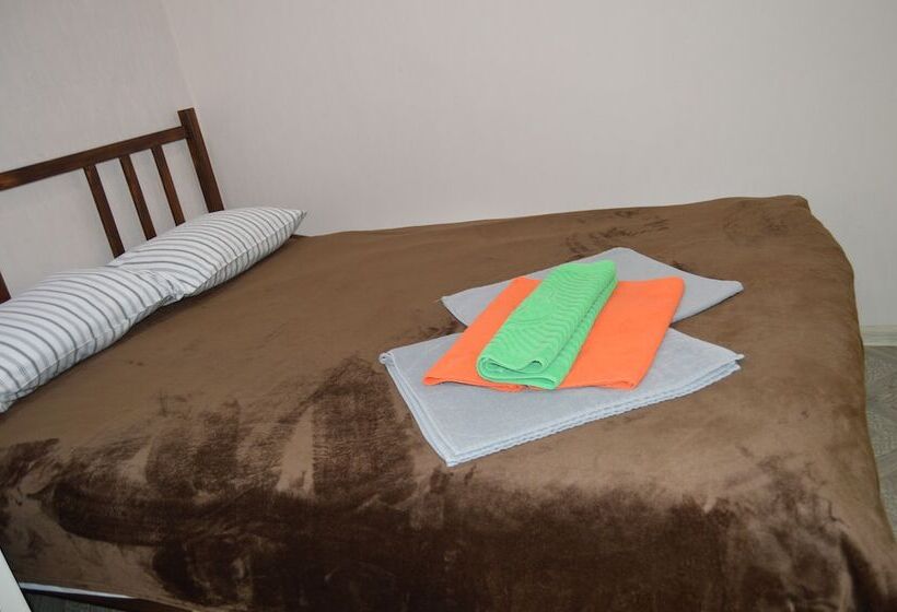 اتاق اکونومی با تخت دوبل, Eburg Hotel   Hostel