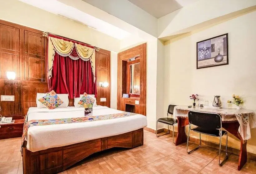 اتاق لوکس, Fabhotel Roshan Residency   Nr Kurinji Andavar Temple