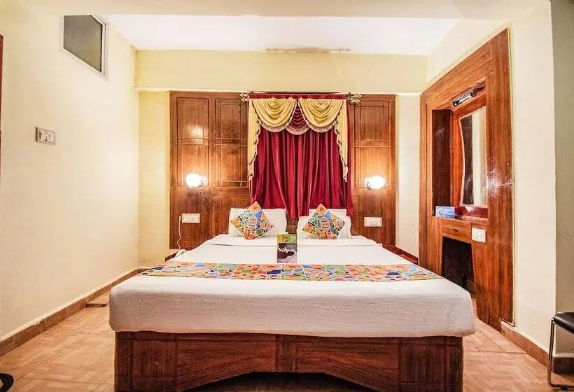 اتاق لوکس, Fabhotel Roshan Residency   Nr Kurinji Andavar Temple