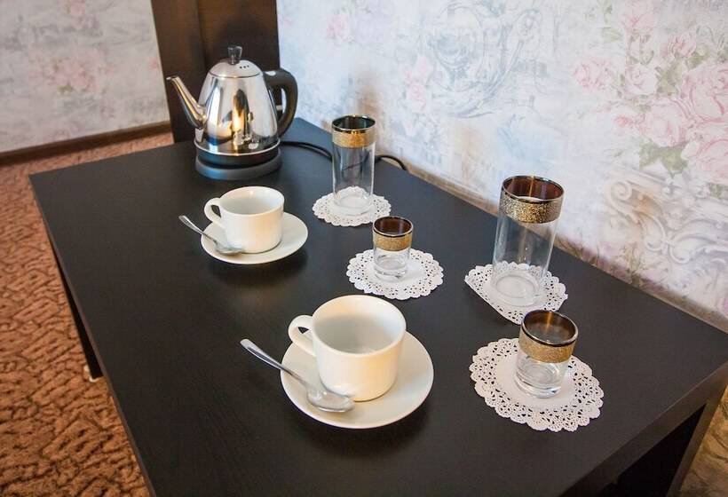 수피리어 룸, Solar