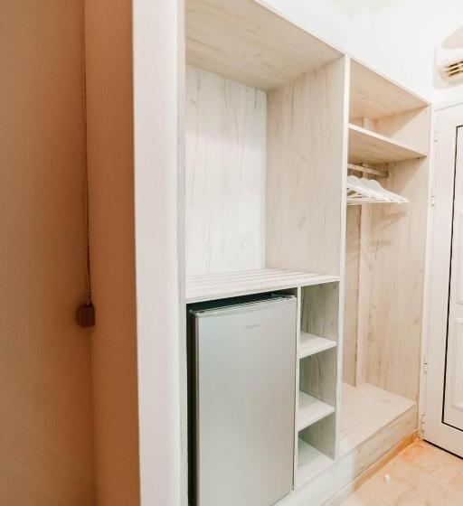 غرفة قياسية, Torini