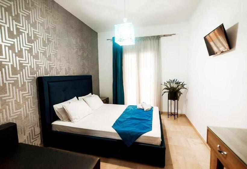Quarto Deluxe, Torini