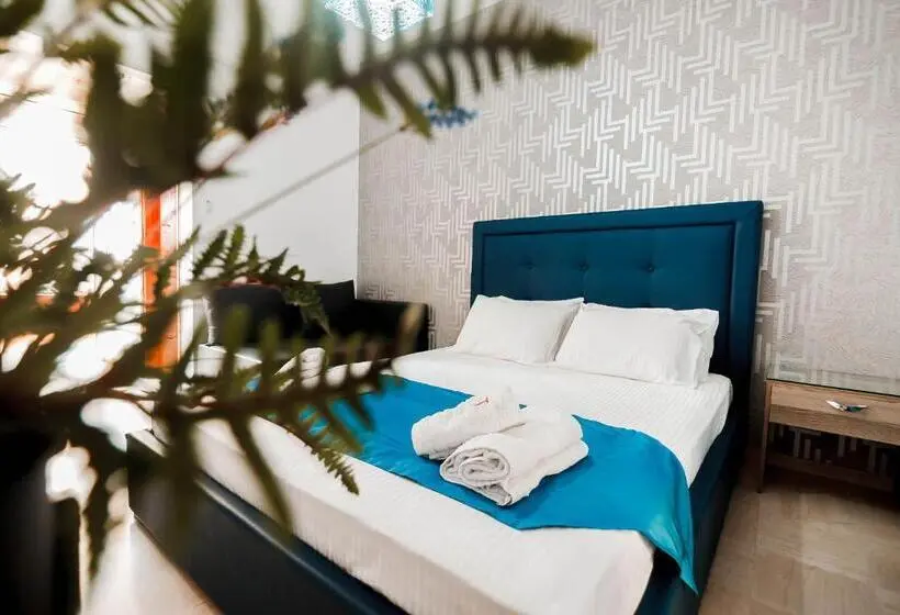 Deluxe Room, Torini
