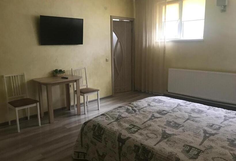 غرفة ديلوكس, Arizona