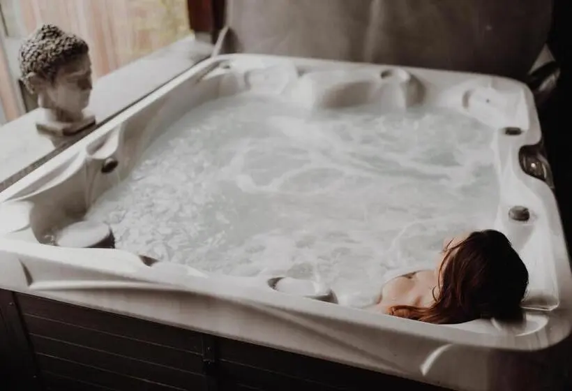 スタンダードルーム, At Home Jacuzzi Privatif