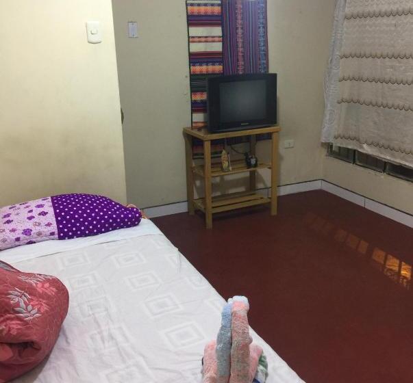 اتاق استاندارد, Hospedaje El Viajero Aeropuerto