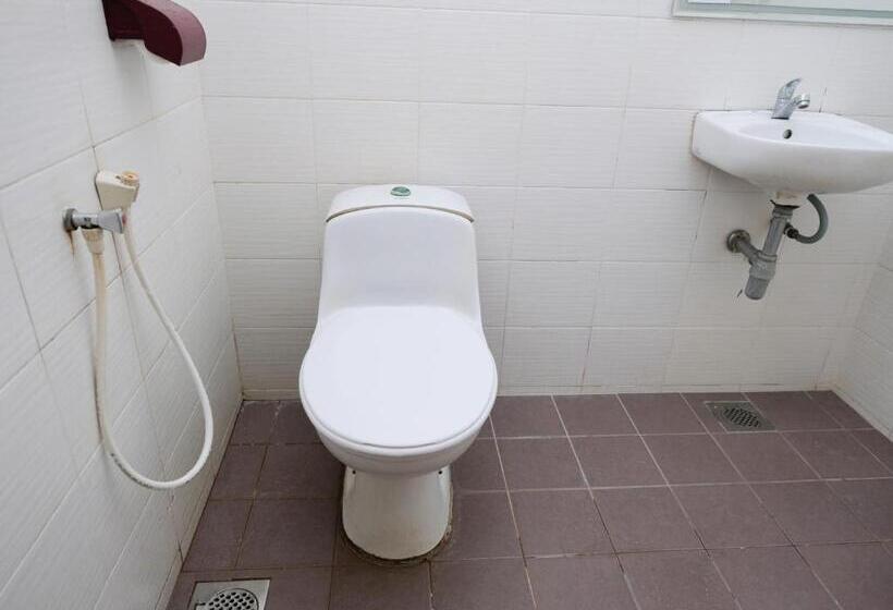 جناح سوبيريور, Grand City Hotel 2 By Oyo Rooms