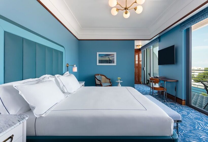 Президентский Люкс, Mr. C Miami  Coconut Grove