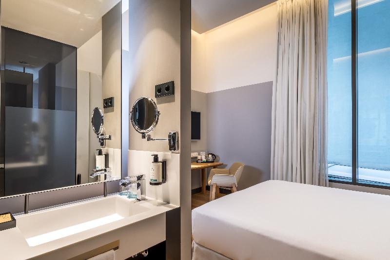 Номер Superior, Occidental Diagonal 414