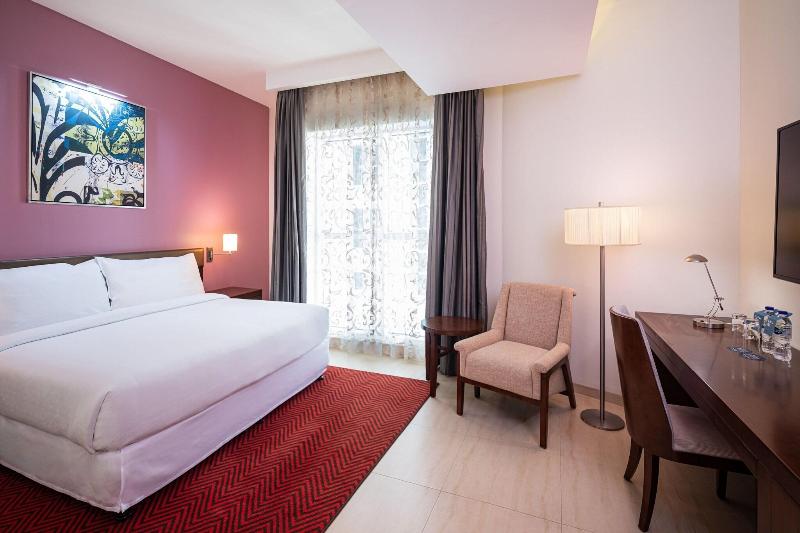 Номер Классика Кровать Кинг, Four Points By Sheraton Sharjah