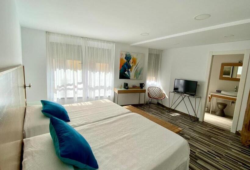 수피리어 룸, Alamo