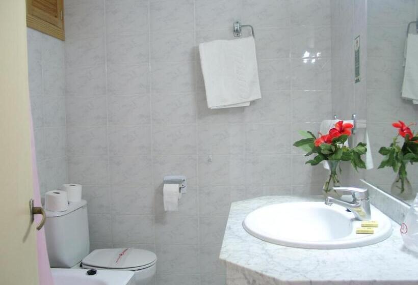 ファミリールーム, Amic Gala