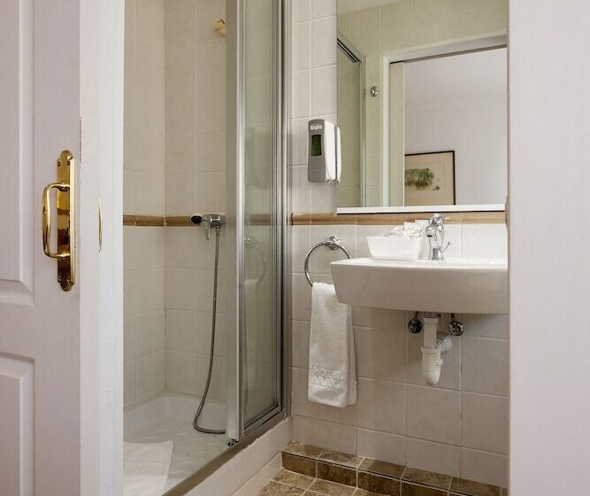 标准单人间, Araxa  Adults Only