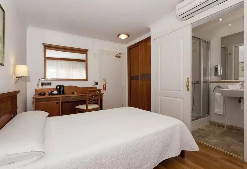 اتاق استاندارد یک نفره, Araxa Adults Only