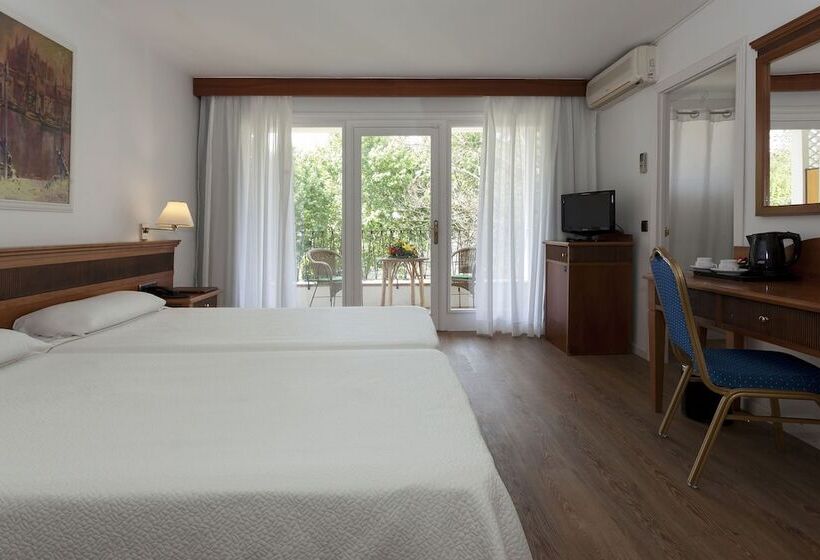 Quarto Estandar com Sacada, Araxa  Adults Only