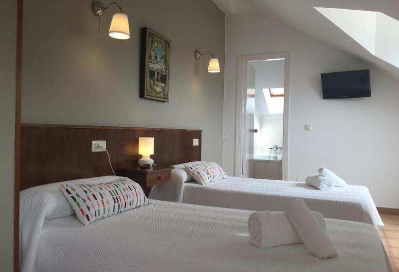 スタンダードトリプルルーム, Arena