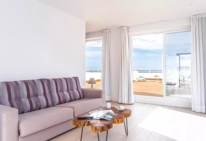 Junior Suite with Terrace, Atolon