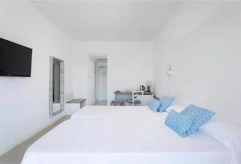 Standard Room with Views, Atolon