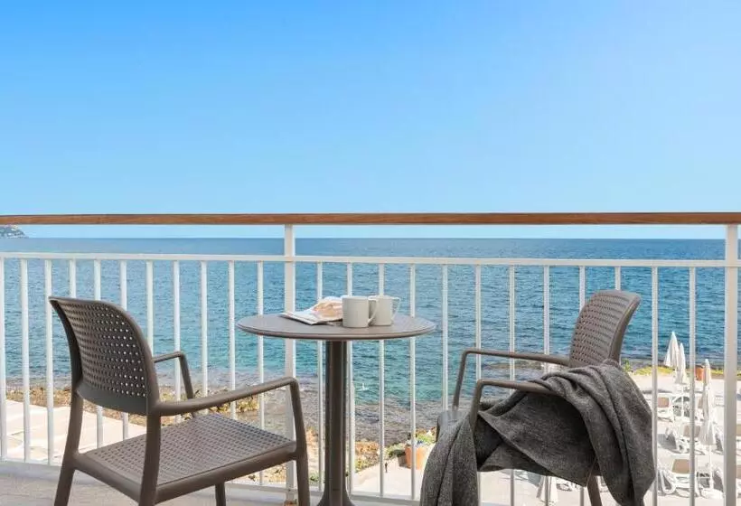 Standard Room with Views, Atolon