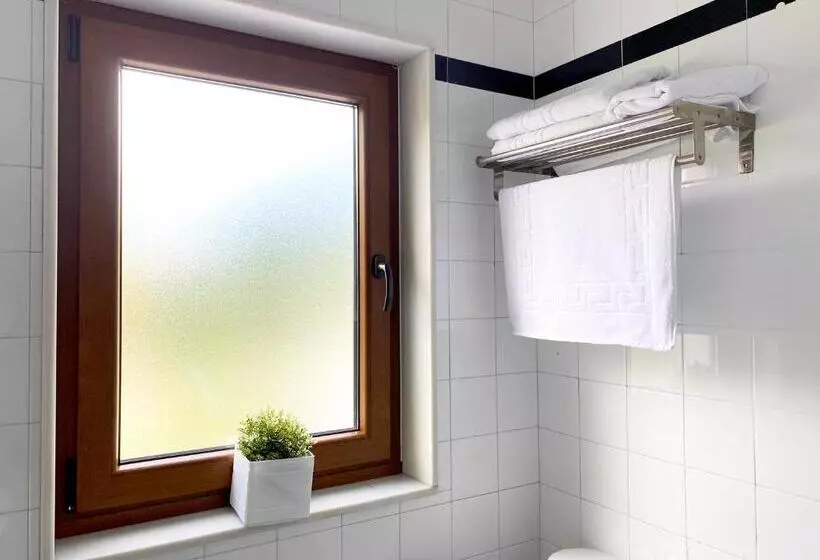 Standardzimmer, Avelina